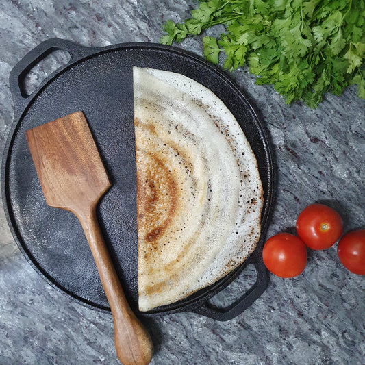 Pre seasoned large cast iron tawa